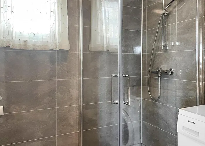 4 Bedroom Awesome In Engerdal