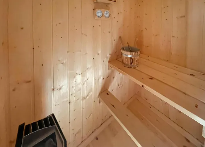 4 Bedroom Awesome In Engerdal Casa de Férias