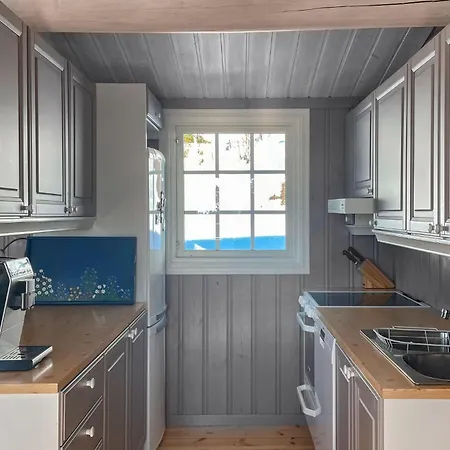 4 Bedroom Awesome In Engerdal Dom wakacyjny *